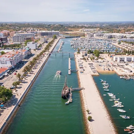A Fabrica 122 By Destination Algarve 拉哥斯