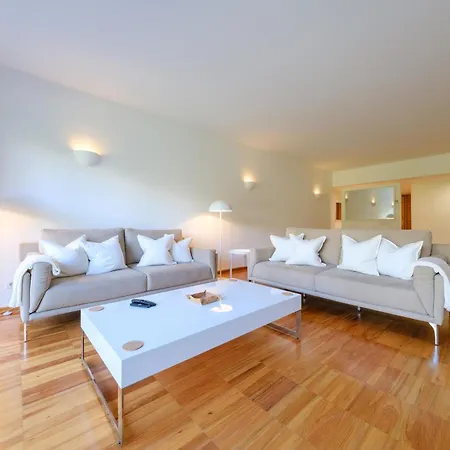 A Fabrica 122 By Destination Algarve 拉哥斯